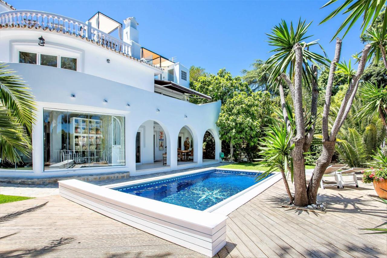 Luxury Villa With Swimming Pool And Jacuzzi Marbella Bagian luar foto