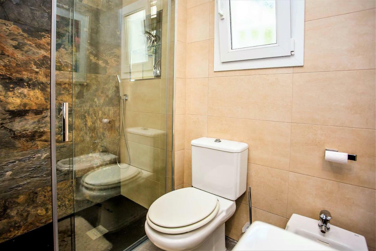 Luxury Villa With Swimming Pool And Jacuzzi Marbella Bagian luar foto
